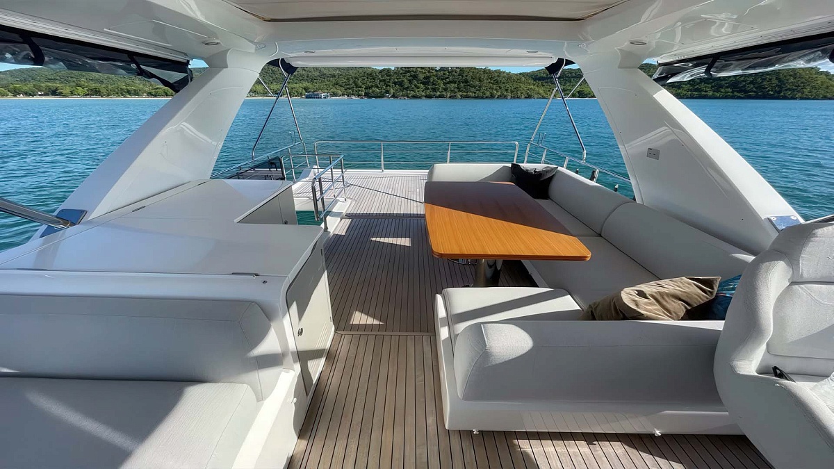 Аренда яхты Azimut 60 Mare на Пхукете
